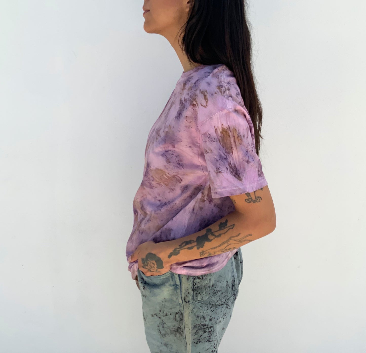 SPECIAL EDITION: Migrant Relief T-shirts Dyed with Compost Flowers + Rust
