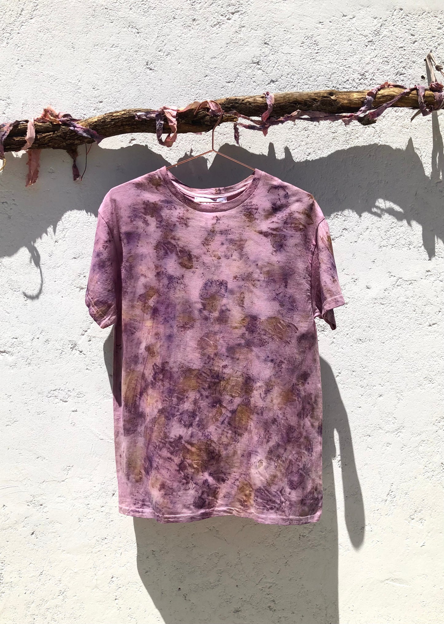 SPECIAL EDITION: Migrant Relief T-shirts Dyed with Compost Flowers + Rust